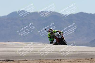 media/Oct-13-2025-Moto Forza (Mon) [[a66d839500]]/3-B Group/Session 4 (Turn 9)/